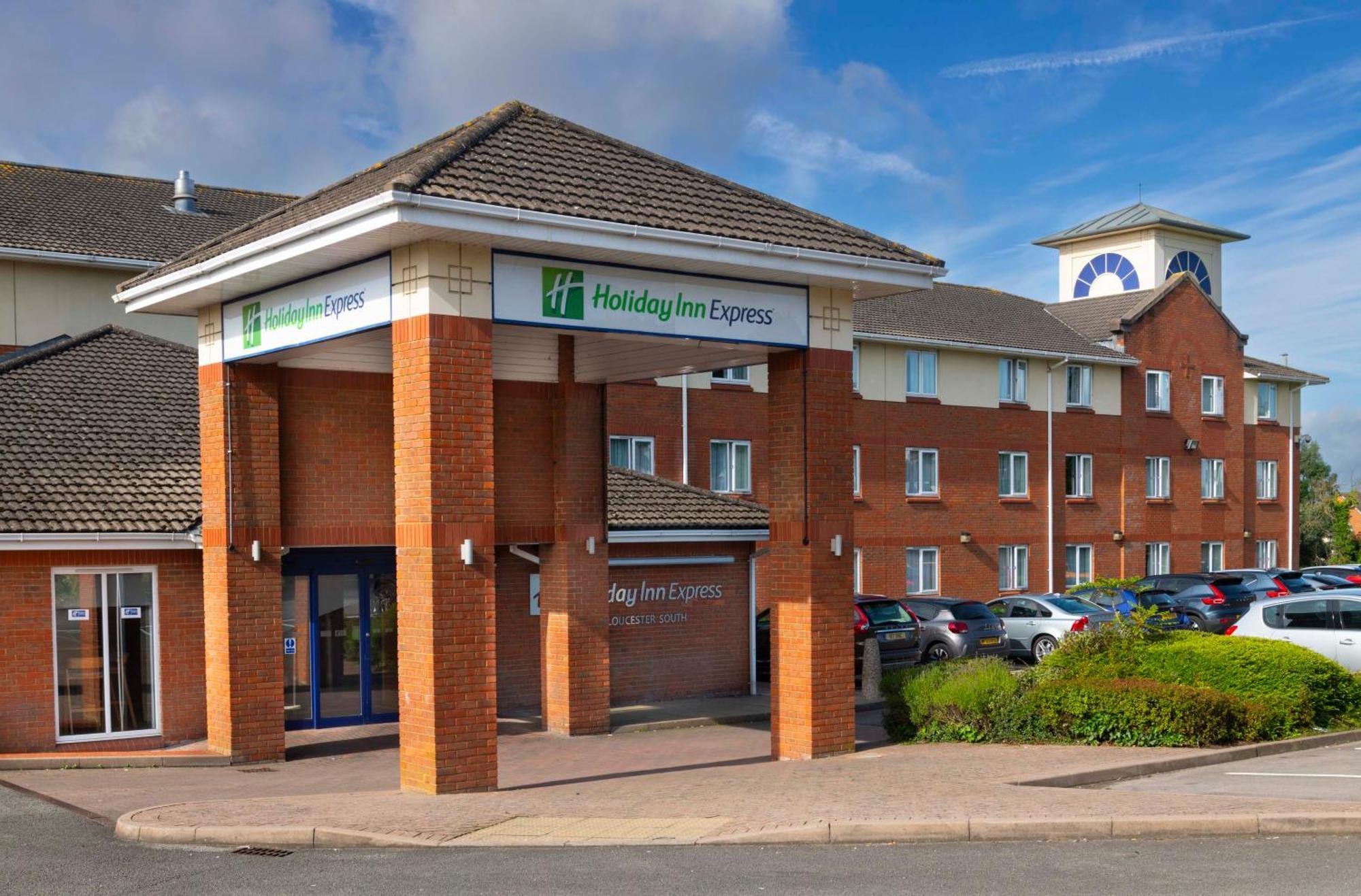 Holiday Inn Express Gloucester - South, An Ihg Hotel Buitenkant foto