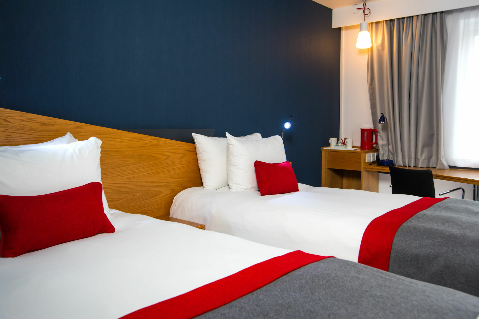 Holiday Inn Express Gloucester - South, An Ihg Hotel Buitenkant foto